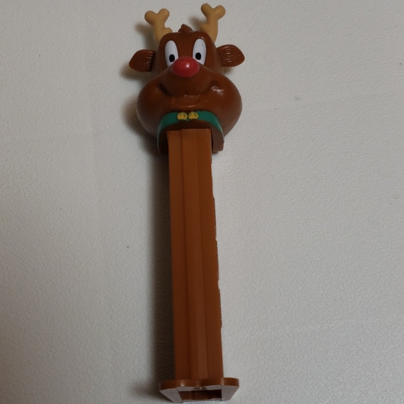 Rudolf and elf PEZ dispensers - Picture 3 of 7